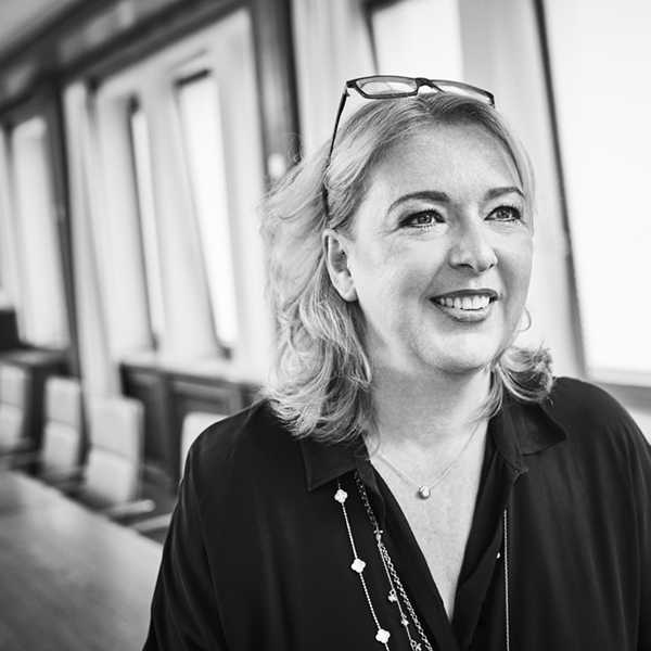 Contact Daniela Mailänder